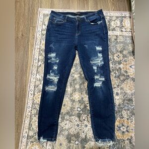 Judy Blue Distressed skinny Blue Jeans